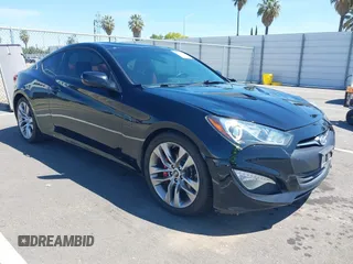2013 Hyundai Genesis Coupe Track z VIN KMHHU6KJ6DU089065, wystawiony jako IAAI lot #42224509 z przebiegiem 104 918 mil mil oraz . Historia ofert i sprzedaży dostępna na DreamBid. Obrazek 1.