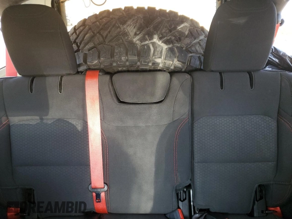 2020 Jeep Wrangler Unlimited Recon with VIN 1C4HJXFN2LW253771, listed as a Copart auction lot 54837675 with 98,935 mi miles and Salvage title. Bid and sale history available at DreamBid. Image 10.