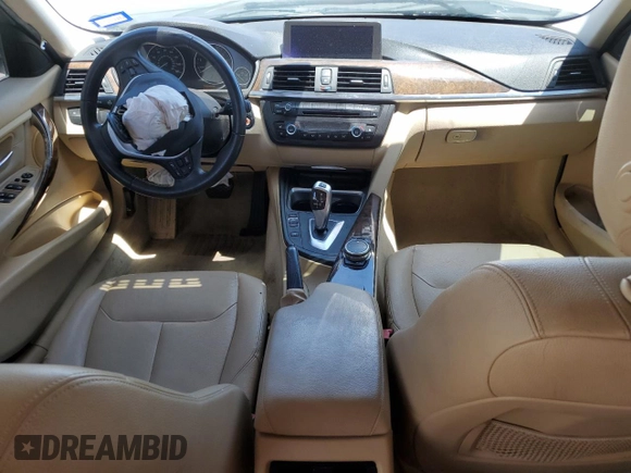 2015 BMW 3 Series 328i с VIN WBA3A5G57FNS86060, выставлен на аукционе Copart как лот 57495985 с пробегом 120 558 миль миль и Списание • Salvage title. История ставок и продаж доступна на DreamBid. Изображение 8.