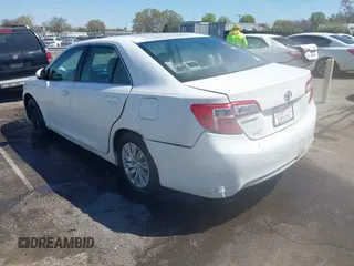 2012 Toyota Camry L with VIN 4T1BF1FK7CU505371, listed as a IAAI auction lot 41905177 with 221,661 mi miles. Bid and sale history available at carsss.com. Image 3.