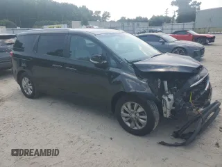 2018 Kia Sedona LX with VIN KNDMB5C17J6355646, listed as a Copart auction lot 67643374 with 106,261 mi miles and Salvage Title. Bid and sale history available at carsss.com. Image 4.