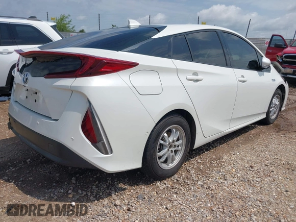 2017 Toyota Prius Plus with VIN JTDKARFP8H3041212, listed as a IAAI auction lot 42310483 with 77,217 mi miles and . Bid and sale history available at DreamBid. Image 4.