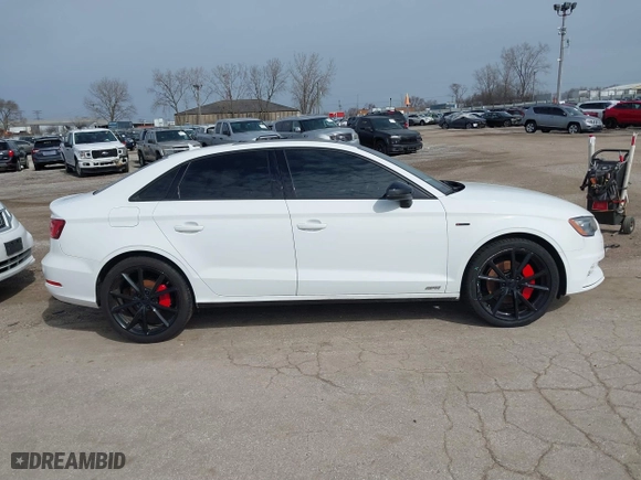 2016 Audi A3 2.0T Premium with VIN WAUB8GFF0G1061582, listed as a IAAI auction lot 41821780 with 94,340 mi miles. Bid and sale history available at carsss.com. Image 13.