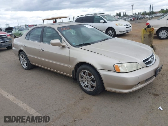 2000 Acura TL with VIN 19UUA5669YA038356, listed as a IAAI auction lot 42118632 with 85,577 mi miles. Bid and sale history available at carsss.com. Image 1.