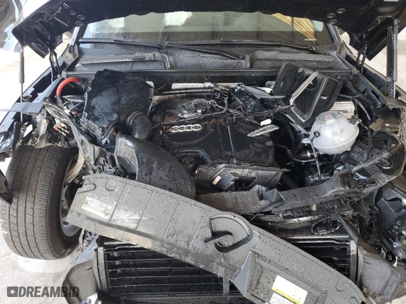 2024 Audi Q5 Premium with VIN WA1ABAFY6R2018600, listed as a Copart auction lot 68520944 with 16,910 mi miles and Non Repairable. Bid and sale history available at carsss.com. Image 11.
