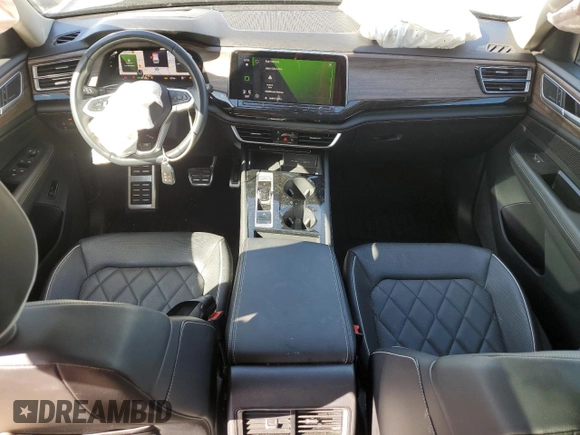 2024 Volkswagen Atlas SEL Premium R-Line with VIN 1V2FR2CA5RC600331, listed as a Copart auction lot 55237615 with 13,796 mi miles and Salvage title. Bid and sale history available at DreamBid. Image 8.