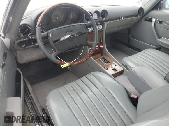 1989 Mercedes-Benz 560 Series 560SL with VIN WDBBA48D9KA103806, listed as a Copart auction lot 53533215 with 933,768 mi miles and Salvage Title. Bid and sale history available at carsss.com. Image 8.