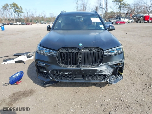 2022 BMW X7 M50i with VIN 5UXCX6C03N9M51772, listed as a IAAI auction lot 41780026 with 26,001 mi miles. Bid and sale history available at carsss.com. Image 12.