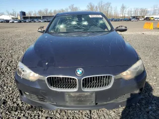 2013 BMW 3 Series 328i xDrive with VIN WBA3B3G58DNP38418, listed as a Copart auction lot 48253075 with 123,768 mi miles and Salvage title. Bid and sale history available at DreamBid. Image 5.