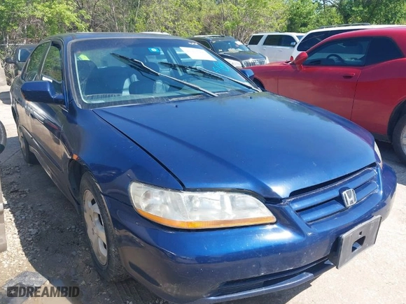 2002 Honda Accord Sdn EX with VIN 1HGCG56622A089120, listed as a IAAI auction lot 41972996 with 164,098 mi miles. Bid and sale history available at carsss.com. Image 1.