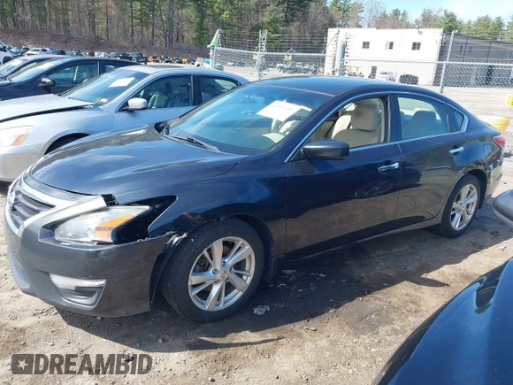 2014 Nissan Altima 2.5 S with VIN 1N4AL3AP4EC127936, listed as a IAAI auction lot 42031585 with 230,630 mi miles. Bid and sale history available at carsss.com. Image 14.