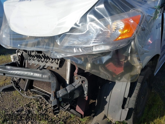 2018 Nissan NV200 SV z VIN 3N6CM0KN1JK701969, wystawiony jako IAAI lot #41600810 z przebiegiem Nie podano mil oraz . Historia ofert i sprzedaży dostępna na DreamBid. Obrazek 13.