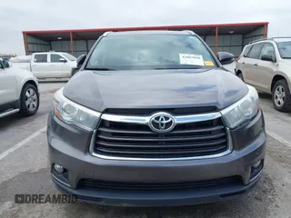 2016 Toyota Highlander XLE z VIN 5TDJKRFH6GS307941, wystawiony jako IAAI lot #42007858 z przebiegiem 70 272 mil mil oraz . Historia ofert i sprzedaży dostępna na DreamBid. Obrazek 12.