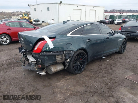 2015 Jaguar XJ Portfolio z VIN SAJWJ2GD7F8V84372, wystawiony jako IAAI lot #41489177 z przebiegiem 78 891 mil mil oraz . Historia ofert i sprzedaży dostępna na DreamBid. Obrazek 4.