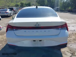 2021 Hyundai Elantra SEL with VIN 5NPLM4AG8MH013253, listed as a IAAI auction lot 41848638 with 47,660 mi miles. Bid and sale history available at carsss.com. Image 16.
