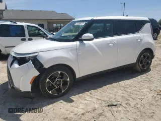 2023 Kia Soul EX with VIN KNDJ33AU9P7852654, listed as a Copart auction lot 53651205 with 51,804 mi miles and Clean Title. Bid and sale history available at carsss.com. Image 1.