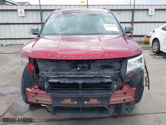 2019 Ford Explorer XLT with VIN 1FM5K7D81KGA22023, listed as a IAAI auction lot 41699119 with 75,247 mi miles. Bid and sale history available at carsss.com. Image 6.