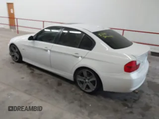 2006 BMW 3 Series 325xi with VIN WBAVD13536KV11185, listed as a IAAI auction lot 42543717 with Not provided miles and . Bid and sale history available at DreamBid. Image 3.