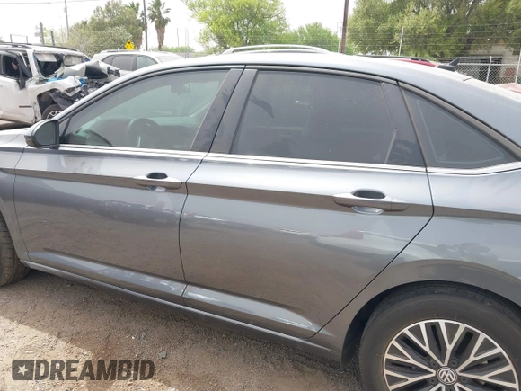 2021 Volkswagen Jetta S z VIN 3VWC57BU0MM032910, wystawiony jako IAAI lot #41836545 z przebiegiem 64 042 mil mil oraz . Historia ofert i sprzedaży dostępna na DreamBid. Obrazek 13.
