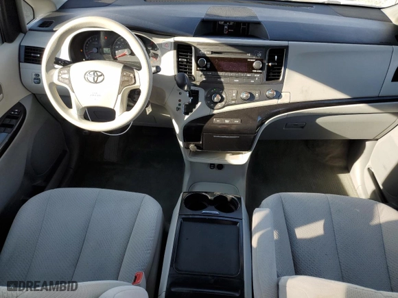 2011 Toyota Sienna LE AAS with VIN 5TDKK3DC0BS109888, listed as a Copart auction lot 68040624 with 96,549 mi miles and Salvage Title. Bid and sale history available at carsss.com. Image 8.