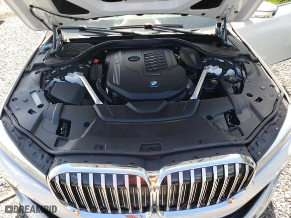 2020 BMW 7 Series 740i xDrive with VIN WBA7T4C0XLCD13522, listed as a Copart auction lot 60143464 with 19,454 mi miles and Salvage Title. Bid and sale history available at carsss.com. Image 12.