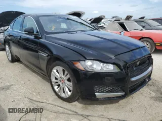 2017 Jaguar XF 35t with VIN SAJBR4BV4HCY46643, listed as a Copart auction lot 75217354 with 120,054 mi miles and Non Repairable. Bid and sale history available at carsss.com. Image 4.
