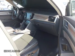 2023 Volkswagen Atlas SEL with VIN 1V2BR2CA7PC527099, listed as a IAAI auction lot 42099076 with 13,710 mi miles and . Bid and sale history available at DreamBid. Image 5.