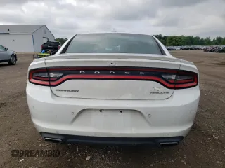 2015 Dodge Charger SXT with VIN 2C3CDXHG4FH832400, listed as a Copart auction lot 61493795 with 134,582 mi miles and Salvage title. Bid and sale history available at DreamBid. Image 6.