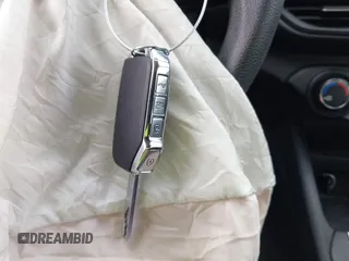 2024 Kia Forte LXS z VIN 3KPF24ADXRE744271, wystawiony jako IAAI lot #41793946 z przebiegiem 11 923 mil mil oraz . Historia ofert i sprzedaży dostępna na DreamBid. Obrazek 11.