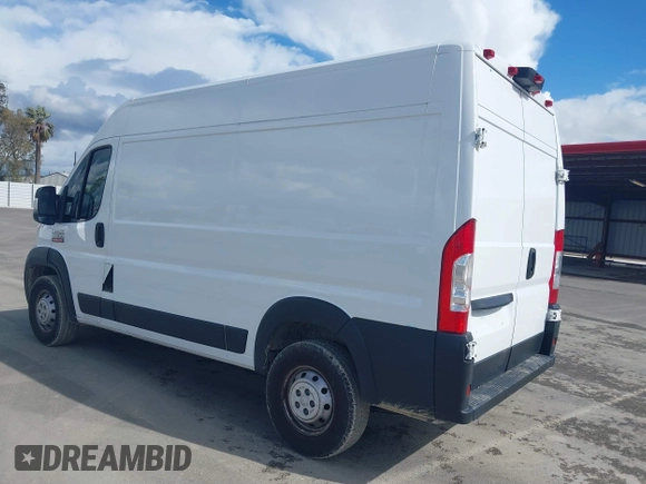 2019 Ram ProMaster Cargo with VIN 3C6TRVCGXKE562904, listed as a IAAI auction lot 41675682 with 217,885 mi miles and . Bid and sale history available at DreamBid. Image 3.