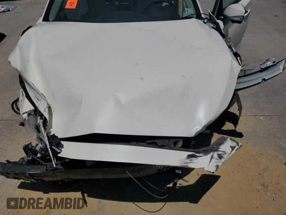 2020 Infiniti Q50 Luxe z VIN JN1EV7AP3LM202939, wystawiony jako Copart lot #57025175 z przebiegiem Nie podano mil oraz Szkoda całkowita • Salvage title. Historia ofert i sprzedaży dostępna na DreamBid. Obrazek 11.