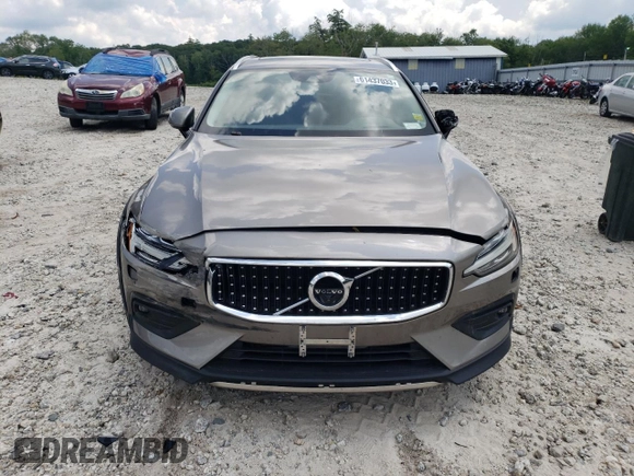 2020 Volvo V60 z VIN YV4102WK8L1036653, wystawiony jako Copart lot #61437033 z przebiegiem 35 446 mil mil oraz . Historia ofert i sprzedaży dostępna na DreamBid. Obrazek 5.