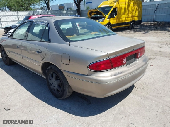 2001 Buick Century Limited with VIN 2G4WY55J211163994, listed as a IAAI auction lot 42031382 with 1 mi miles. Bid and sale history available at carsss.com. Image 3.
