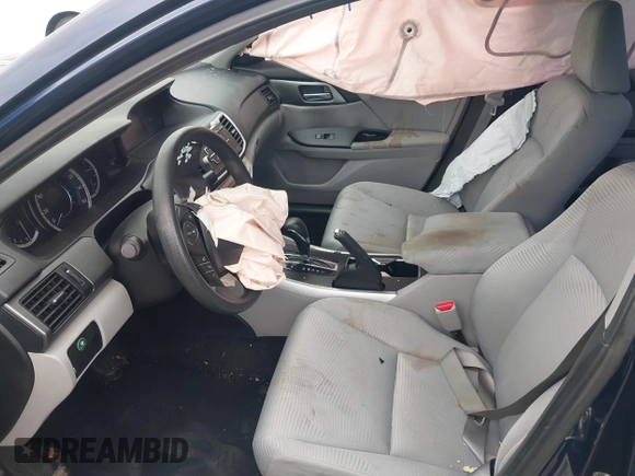 2015 Honda Accord LX with VIN 1HGCR2F35FA198109, listed as a IAAI auction lot 40899343 with Not Provided miles. Bid and sale history available at carsss.com. Image 5.