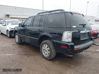 2007 Mercury Mountaineer with VIN 4M2EU37E07UJ15689, listed as a IAAI auction lot 41426004 with 201,960 mi miles. Bid and sale history available at carsss.com. Image 3.