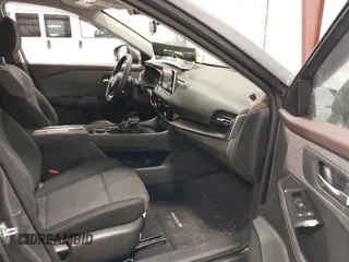 2022 Nissan Rogue SV with VIN 5N1BT3BBXNC734324, listed as a IAAI auction lot 41311916 with 11,573 mi miles. Bid and sale history available at carsss.com. Image 5.
