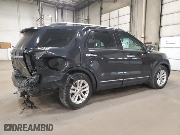 2013 Ford Explorer XLT with VIN 1FM5K8D82DGC95402, listed as a Copart auction lot 53272635 with 136,082 mi miles and Salvage Title. Bid and sale history available at carsss.com. Image 3.