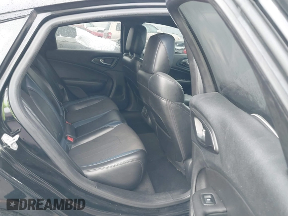 2015 Chrysler 200 S with VIN 1C3CCCBG5FN644092, listed as a IAAI auction lot 40822108 with 94,400 mi miles. Bid and sale history available at carsss.com. Image 8.