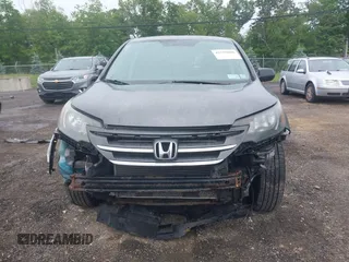 2013 Honda CR-V EX z VIN 2HKRM4H52DH680477, wystawiony jako IAAI lot #42351086 z przebiegiem 175 135 mil mil oraz . Historia ofert i sprzedaży dostępna na DreamBid. Obrazek 6.