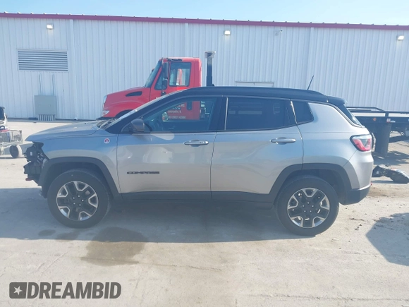 2017 Jeep Compass Trailhawk with VIN 3C4NJDDB3HT624492, listed as a IAAI auction lot 42618883 with 105,140 mi miles and . Bid and sale history available at DreamBid. Image 15.