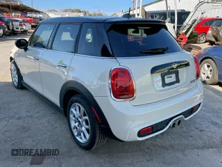 2020 MINI Hardtop 4 Door Cooper S z VIN WMWXU9C0XL2L64693, wystawiony jako Copart lot #45962855 z przebiegiem 53 160 mil mil oraz Czysty tytuł • Clean title. Historia ofert i sprzedaży dostępna na DreamBid. Obrazek 3.