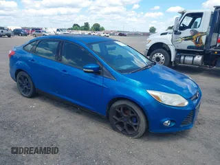 2013 Ford Focus SE z VIN 1FADP3F29DL300041, wystawiony jako IAAI lot #42361903 z przebiegiem 160 537 mil mil oraz . Historia ofert i sprzedaży dostępna na DreamBid. Obrazek 1.