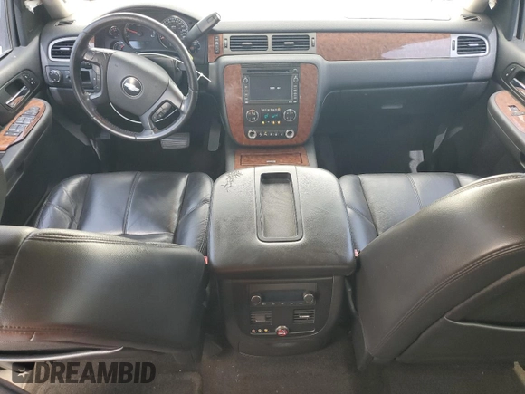 2008 Chevrolet Avalanche LS with VIN 3GNEC12J68G138343, listed as a Copart auction lot 58869475 with 232,289 mi miles and Salvage title. Bid and sale history available at DreamBid. Image 8.