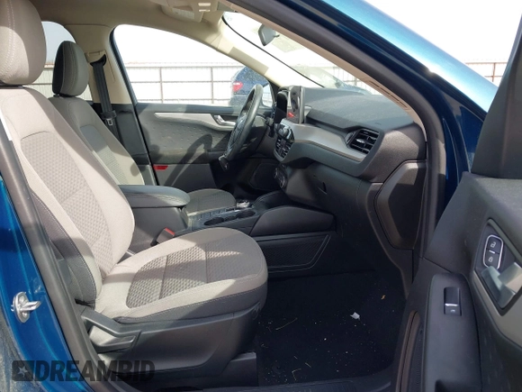 2020 Ford Escape SE z VIN 1FMCU9G68LUC31480, wystawiony jako IAAI lot #41780930 z przebiegiem 45 494 mil mil oraz . Historia ofert i sprzedaży dostępna na DreamBid. Obrazek 5.