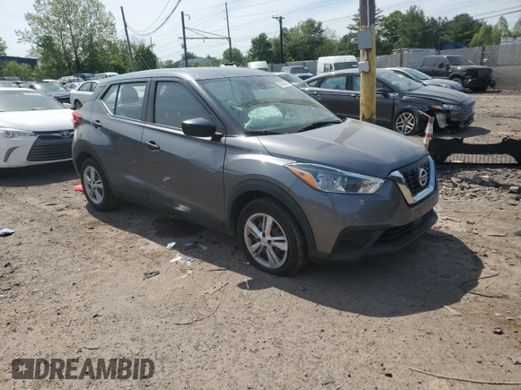 2020 Nissan Kicks S z VIN 3N1CP5BV9LL539063, wystawiony jako Copart lot #56322625 z przebiegiem 78 335 mil mil oraz Szkoda całkowita • Salvage title. Historia ofert i sprzedaży dostępna na DreamBid. Obrazek 4.