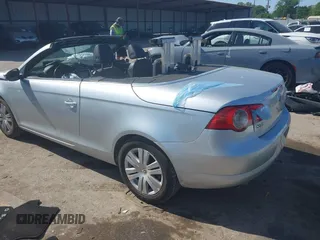 2009 Volkswagen Eos Komfort with VIN WVWBA71F39V020521, listed as a IAAI auction lot 42004648 with 50,885 mi miles and . Bid and sale history available at DreamBid. Image 3.