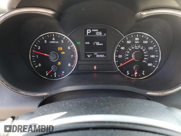 2018 Kia Forte LX with VIN 3KPFK4A70JE209058, listed as a Copart auction lot 52252145 with 39,392 mi miles and Salvage Title. Bid and sale history available at carsss.com. Image 9.