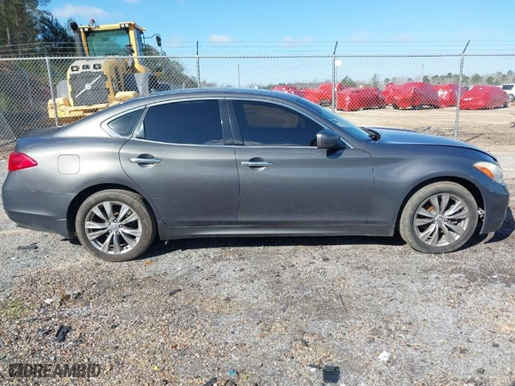 2013 Infiniti M37 with VIN JN1BY1AP0DM510398, listed as a IAAI auction lot 41621916 with 139,002 mi miles. Bid and sale history available at carsss.com. Image 13.