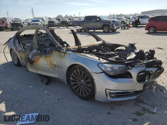 2013 BMW 7 Series 740Li with VIN WBAYE4C59DD137002, listed as a Copart auction lot 82580744 with Not provided miles and Non repairable. Bid and sale history available at DreamBid. Image 4.