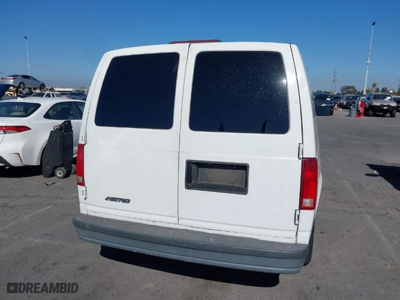 2004 Chevrolet Astro Cargo Van with VIN 1GCDM19X14B104664, listed as a IAAI auction lot 40177716 with NaN miles. Bid and sale history available at carsss.com. Image 15.